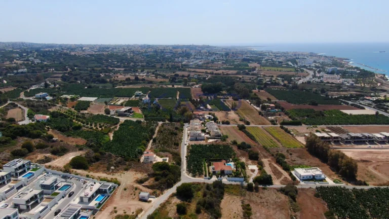 2 Bedroom Apartment for Sale in Kissonerga, Paphos District