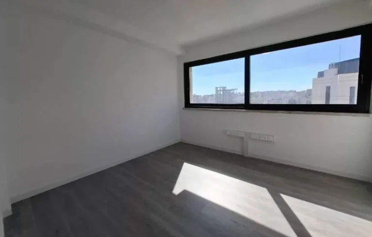 90m² Office for Rent in Nicosia District