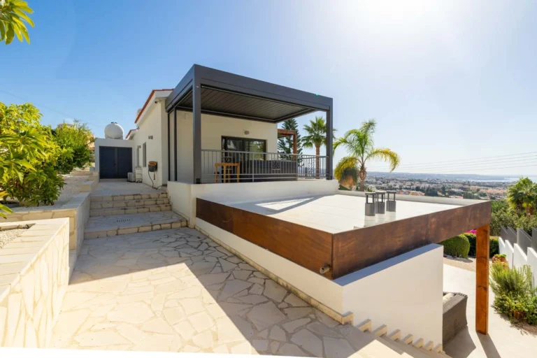 4 Bedroom House for Sale in Pegeia, Paphos District