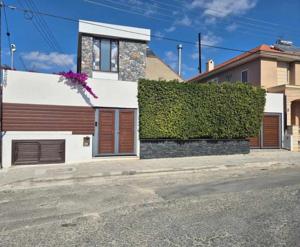 4 Bedroom House for Sale in Limassol – Agios Athanasios