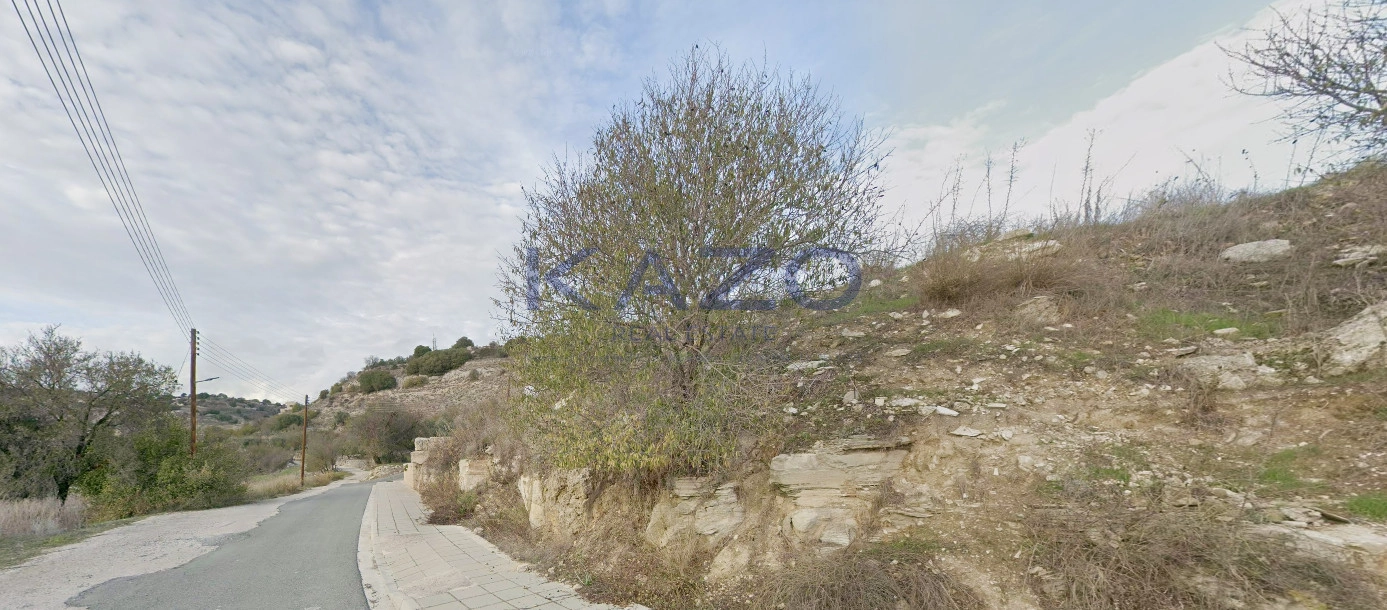 910m² Plot for Sale in Kallepeia, Paphos District