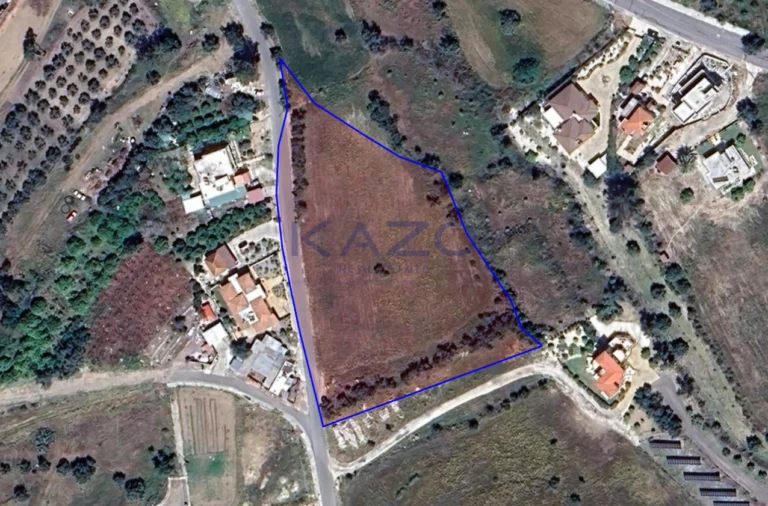8,027m² Plot for Sale in Argaka, Paphos District