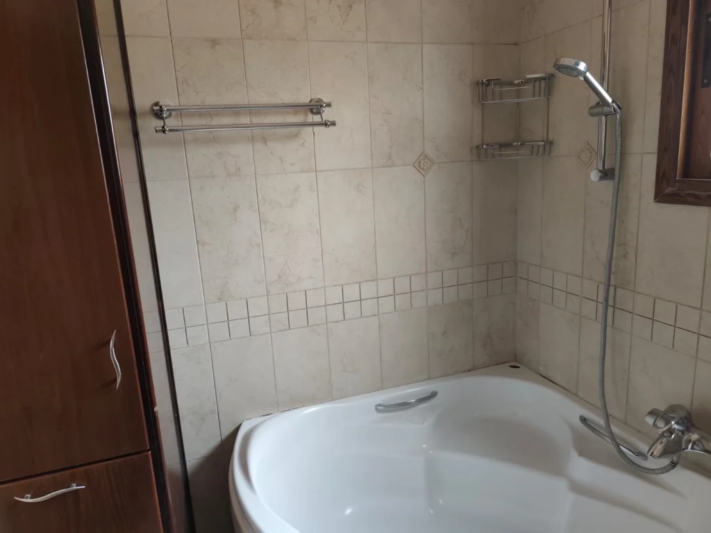 5 Bedroom House for Rent in Parekklisia, Limassol District