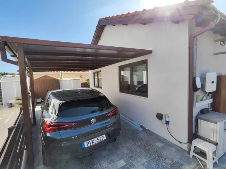 2 Bedroom House for Sale in Parekklisia, Limassol District