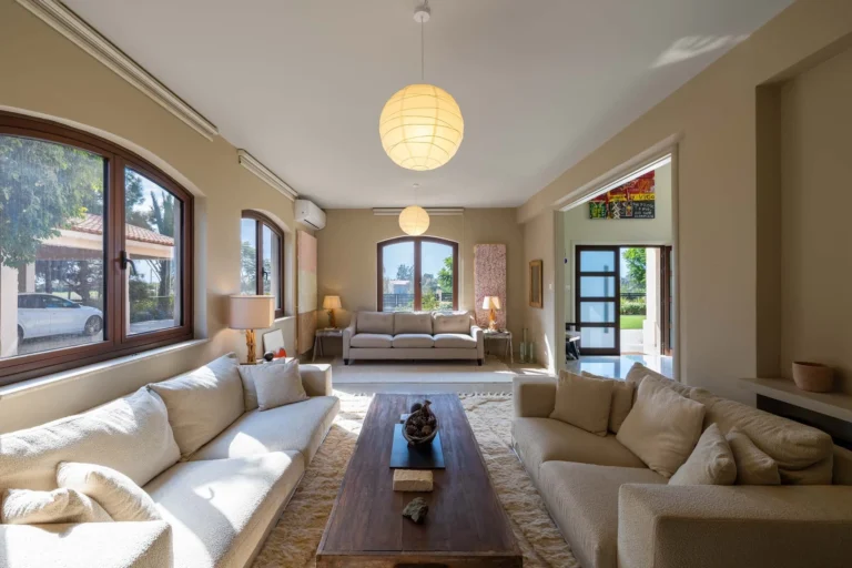 6+ Bedroom House for Sale in Kiti, Larnaca District