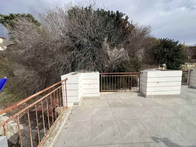 2 Bedroom Apartment for Sale in Paphos – Universal