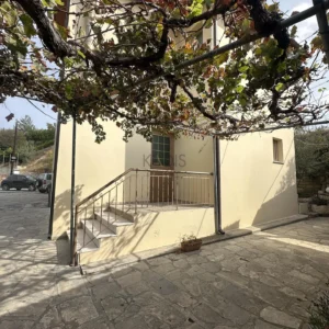 3 Bedroom House for Sale in Kalo Chorio Lemesou, Limassol District