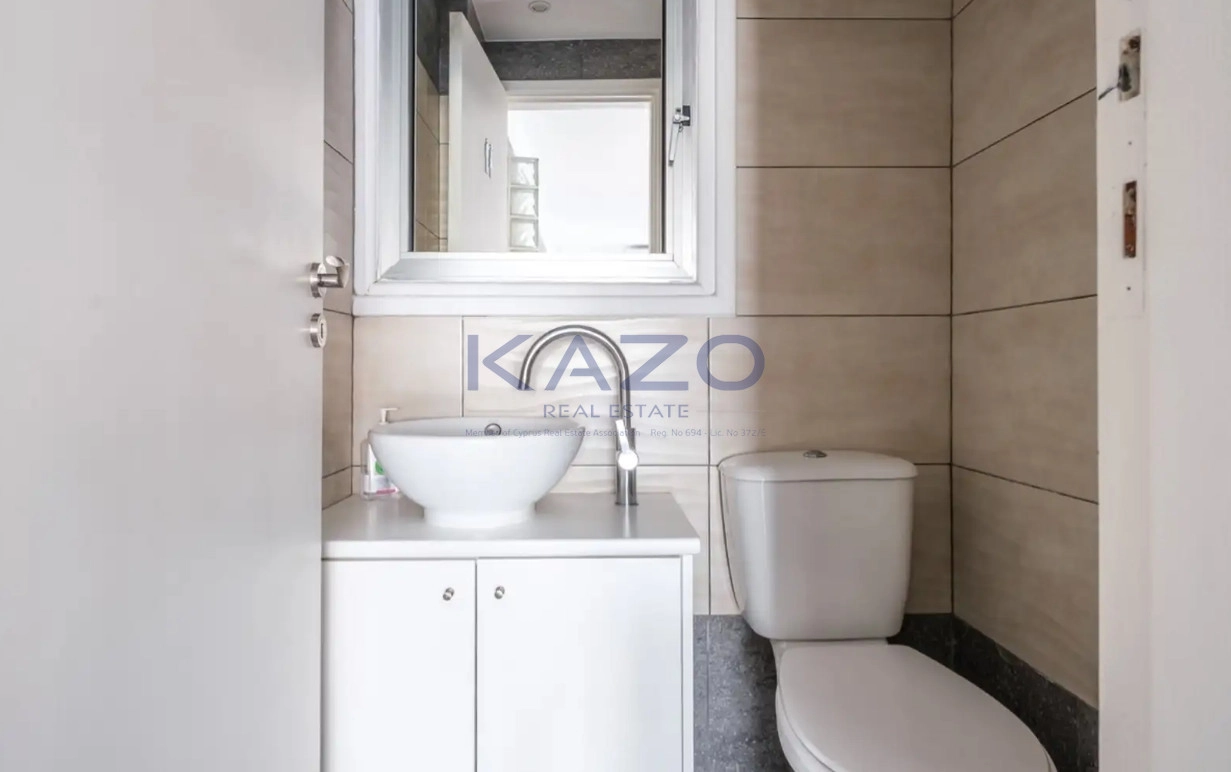 103m² Office for Rent in Limassol District