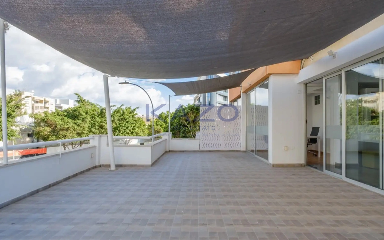 103m² Office for Rent in Limassol District