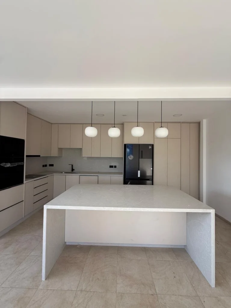 Σπίτι 6+ υπνοδωματίων προς ενοικίαση στη Μονή, Επαρχία Λεμεσού