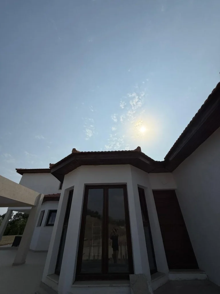 Σπίτι 6+ υπνοδωματίων προς ενοικίαση στη Μονή, Επαρχία Λεμεσού