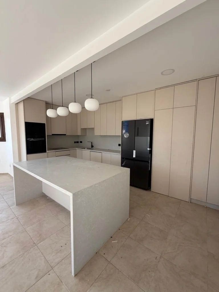 Σπίτι 6+ υπνοδωματίων προς ενοικίαση στη Μονή, Επαρχία Λεμεσού