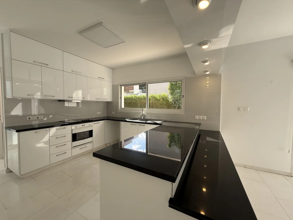 4 Bedroom House for Sale in Limassol – Ekali