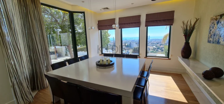5 Bedroom House for Sale in Limassol – Agios Athanasios