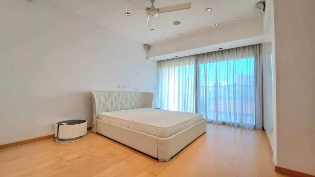 4 Bedroom Apartment for Sale