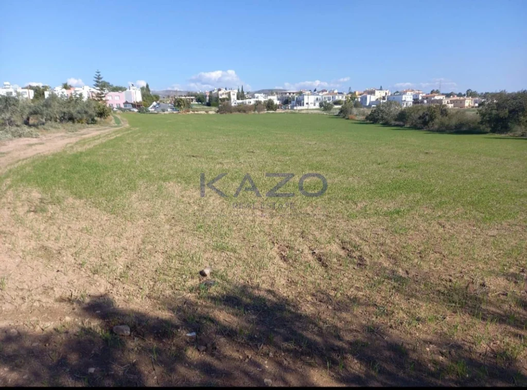 13,378m² Plot for Sale in Timi, Paphos District