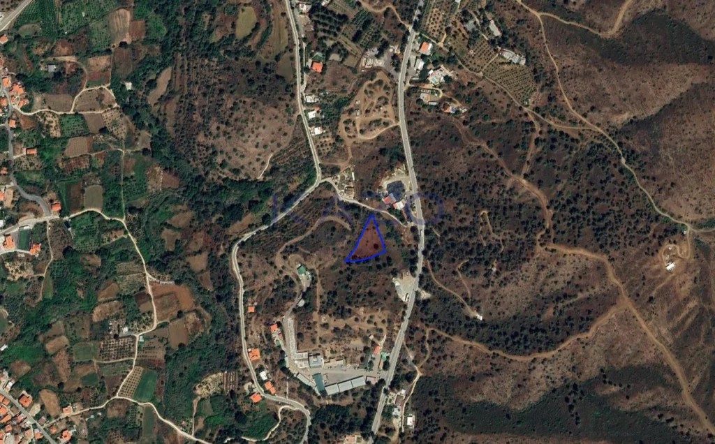 3,011m² Plot for Sale in Evrychou, Nicosia District