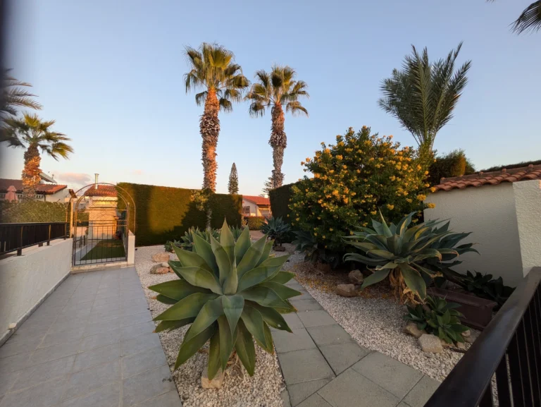 2 Bedroom Apartment for Rent in Paphos – Agios Theodoros