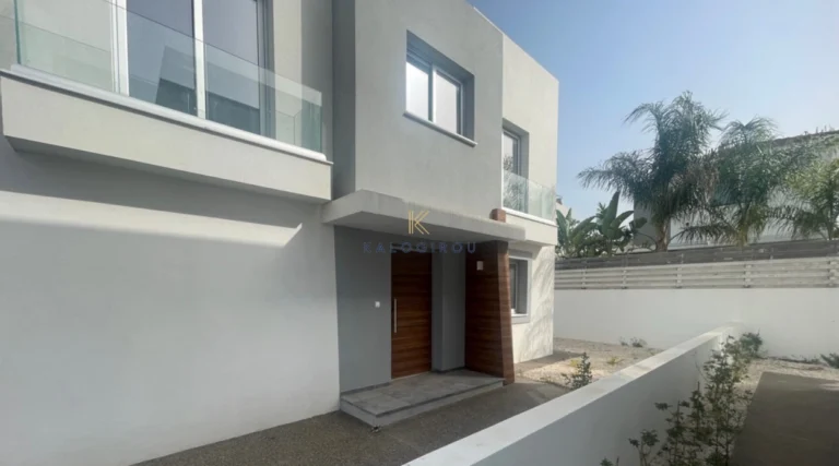 Cheap Houses and Villas for Sale Famagusta up to 500000 euro