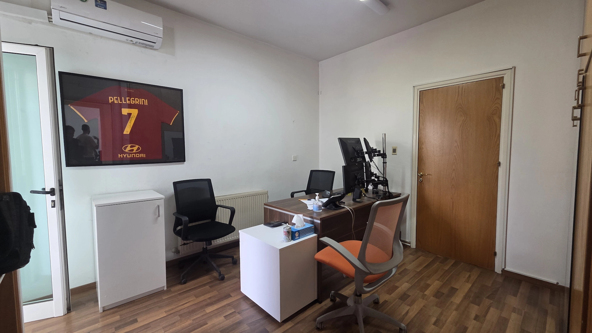 402m² Office for Rent in Limassol District