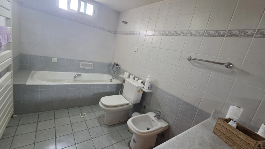 402m² Office for Rent in Limassol District