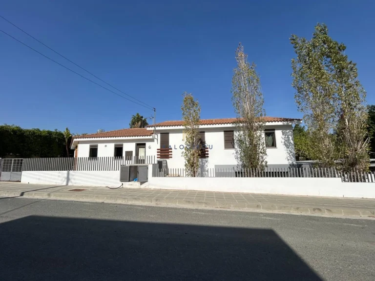 5 Bedroom House for Sale in Vergina, Larnaca District
