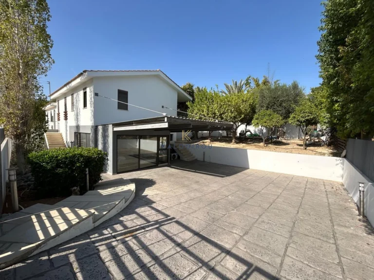 5 Bedroom House for Sale in Vergina, Larnaca District