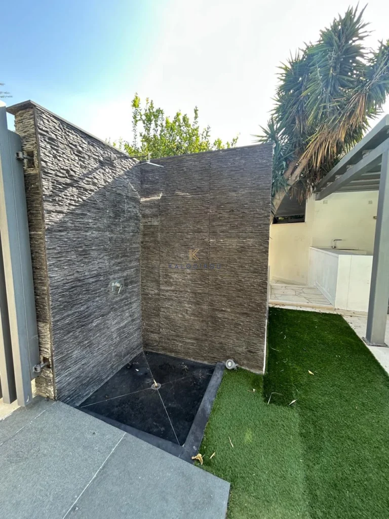 5 Bedroom House for Sale in Vergina, Larnaca District