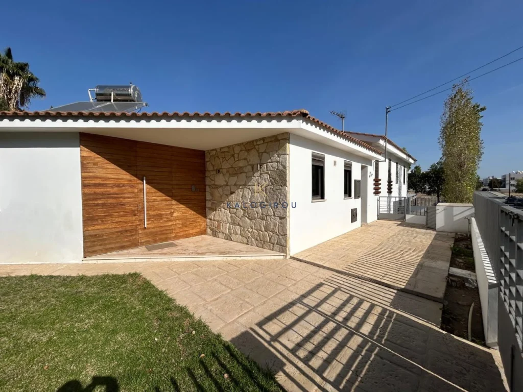 5 Bedroom House for Sale in Vergina, Larnaca District