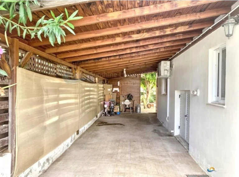 3 Bedroom House for Sale in Souni, Limassol District