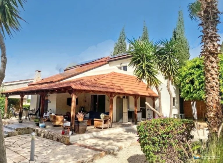 3 Bedroom House for Sale in Souni, Limassol District