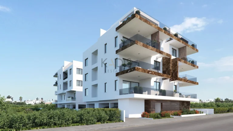 633m² Building for Sale in Livadia Larnakas, Larnaca District