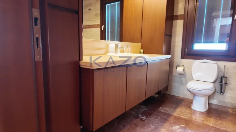 5 Bedroom House for Sale in Engomi, Nicosia District