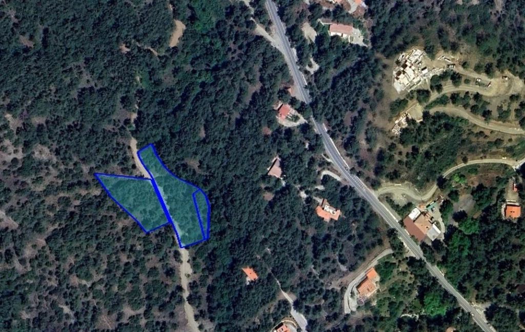 6,551m² Plot for Sale in Moniatis, Limassol District