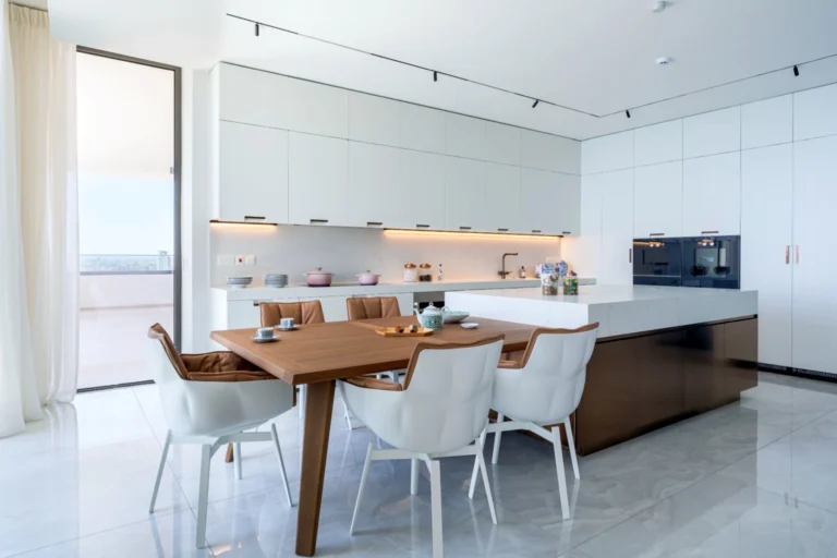 5 Bedroom Apartment for Sale in Agios Tychonas, Limassol District