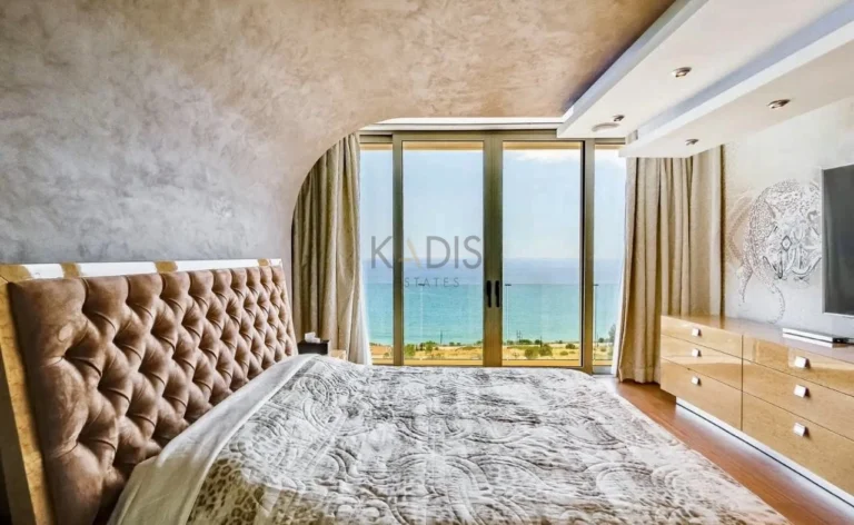 5 Bedroom House for Rent in Agios Tychonas, Limassol District