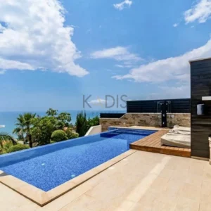 5 Bedroom House for Rent in Agios Tychonas, Limassol District