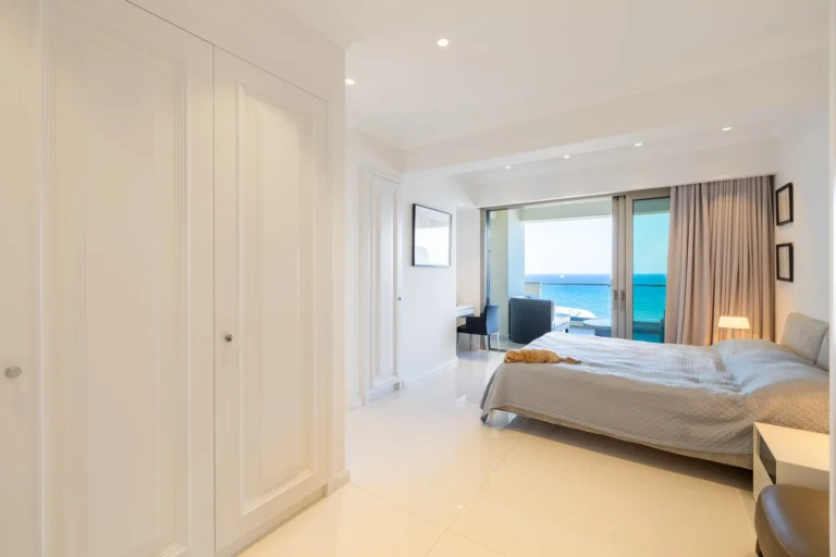 3 Bedroom Apartment for Sale in Larnaca – Finikoudes