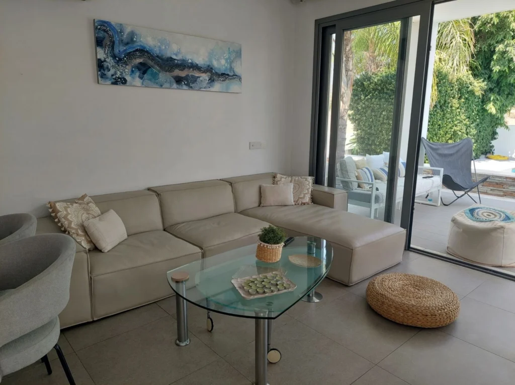 5 Bedroom House for Rent in Governors Beach, Limassol District