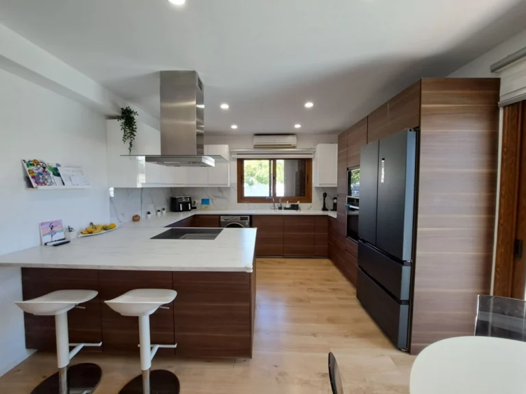 5 Bedroom House for Sale in Konia, Paphos District