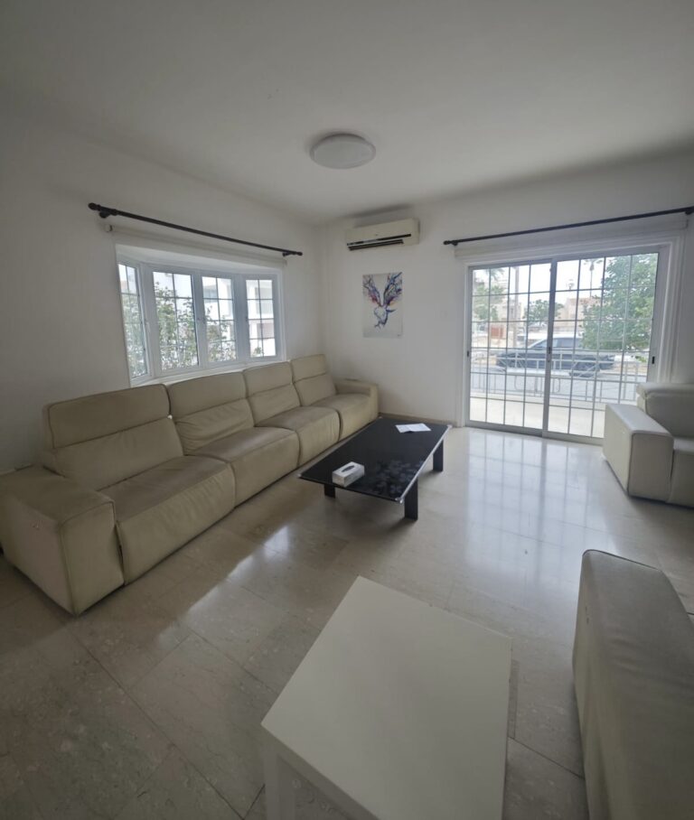 4 Bedroom House for Rent in Larnaca – Agii Anargyri