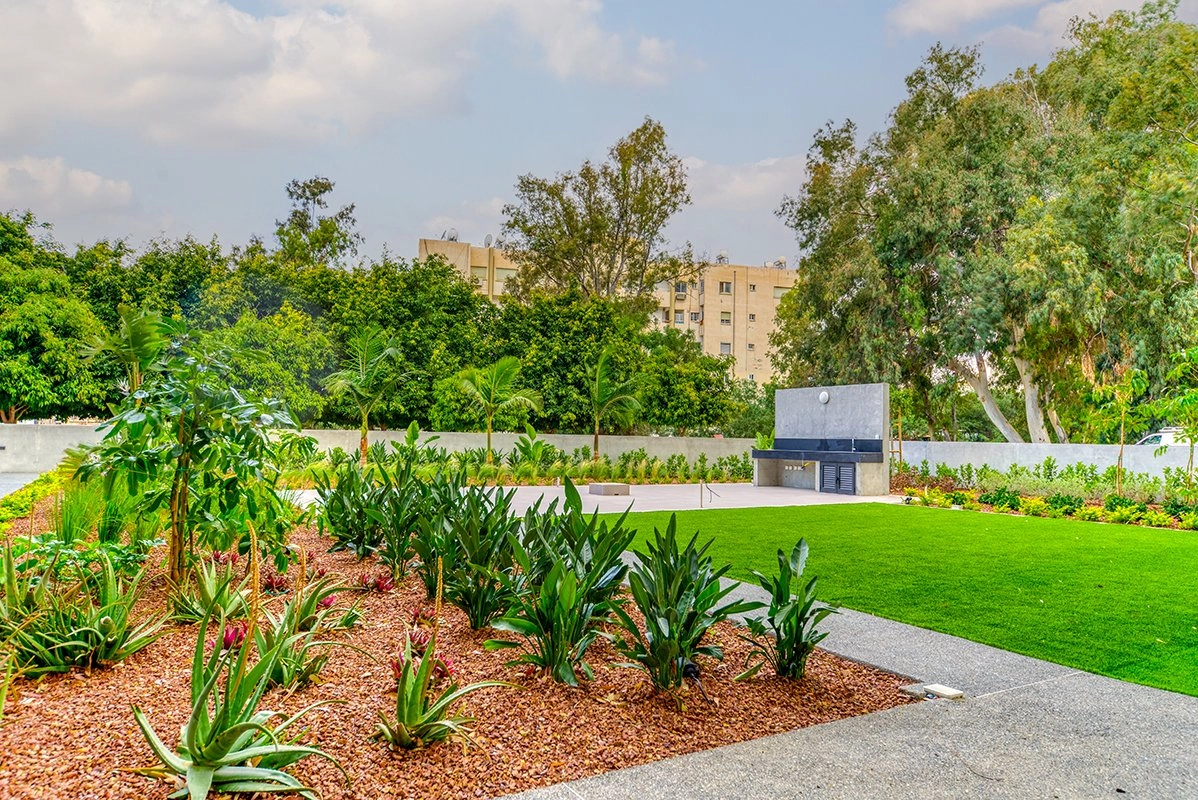 2 Bedroom Apartment for Rent in Potamos Germasogeias, Limassol District