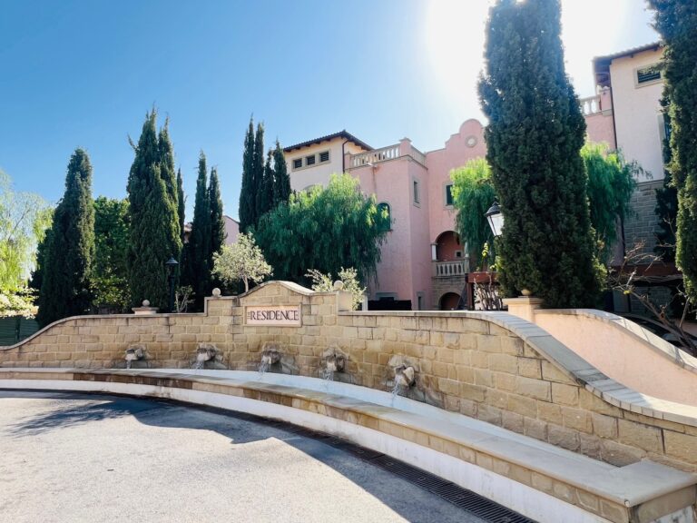 3 Bedroom Apartment for Sale in Pyrgos Lemesou Tourist Area, Limassol District