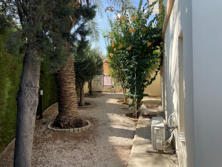 4 Bedroom House for Rent in Latsia, Nicosia District