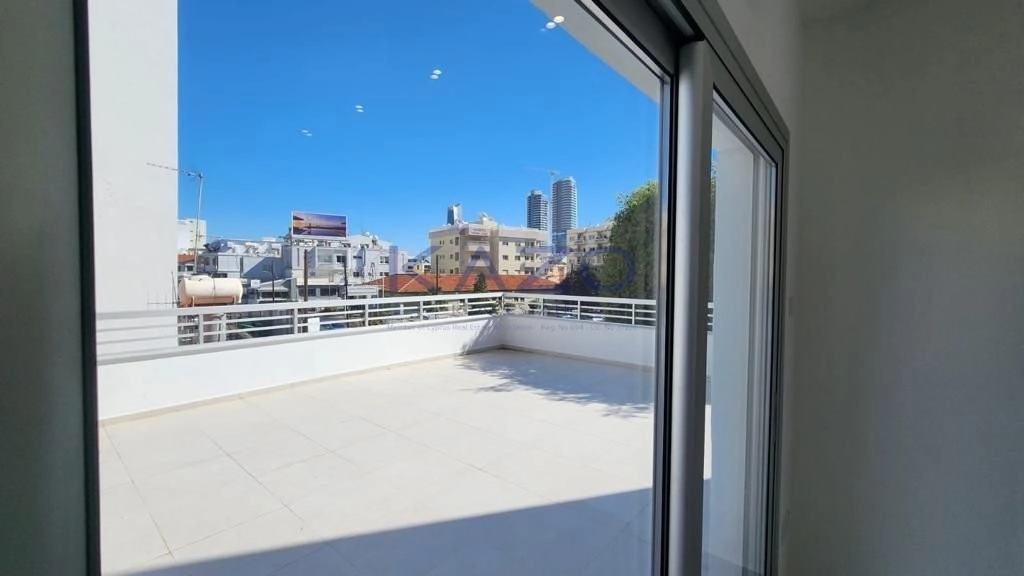 120m² Office for Sale in Limassol District