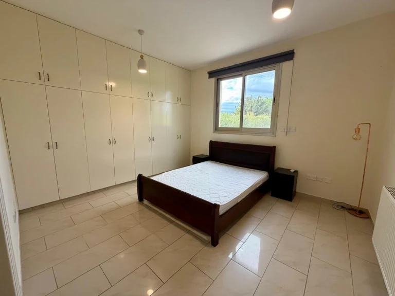 4 Bedroom House for Rent in Parekklisia, Limassol District