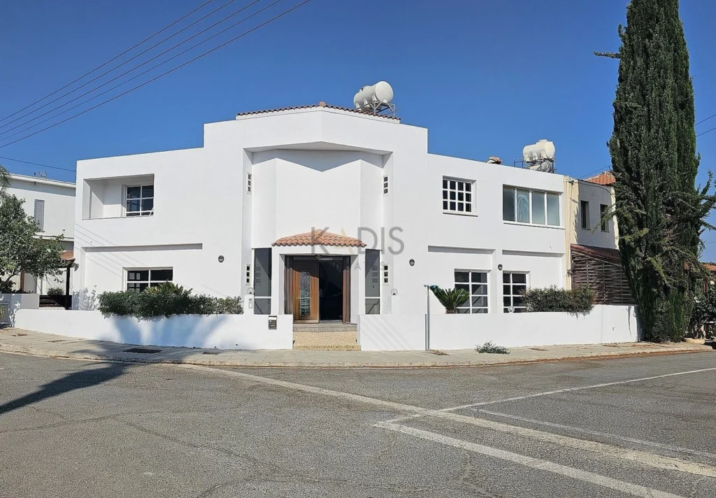 4 Bedroom House for Sale in Pano Deftera, Nicosia District