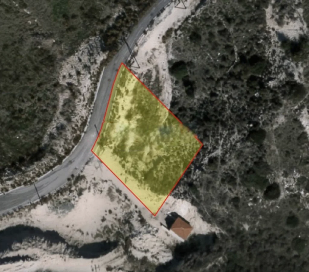 800m² Plot for Sale in Agios Tychonas, Limassol District