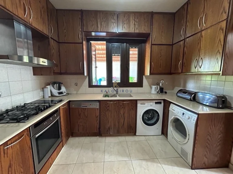 4 Bedroom House for Rent in Aradippou, Larnaca District