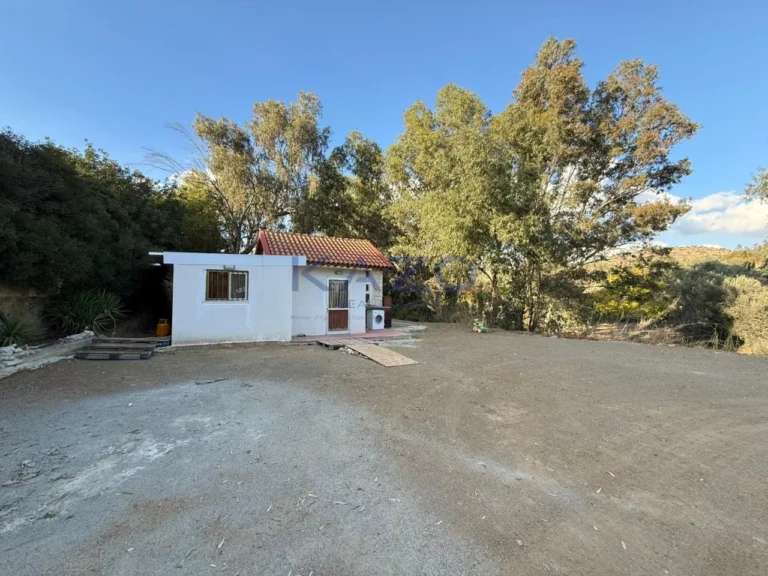 320m² House for Sale in Pyrgos Lemesou, Limassol District